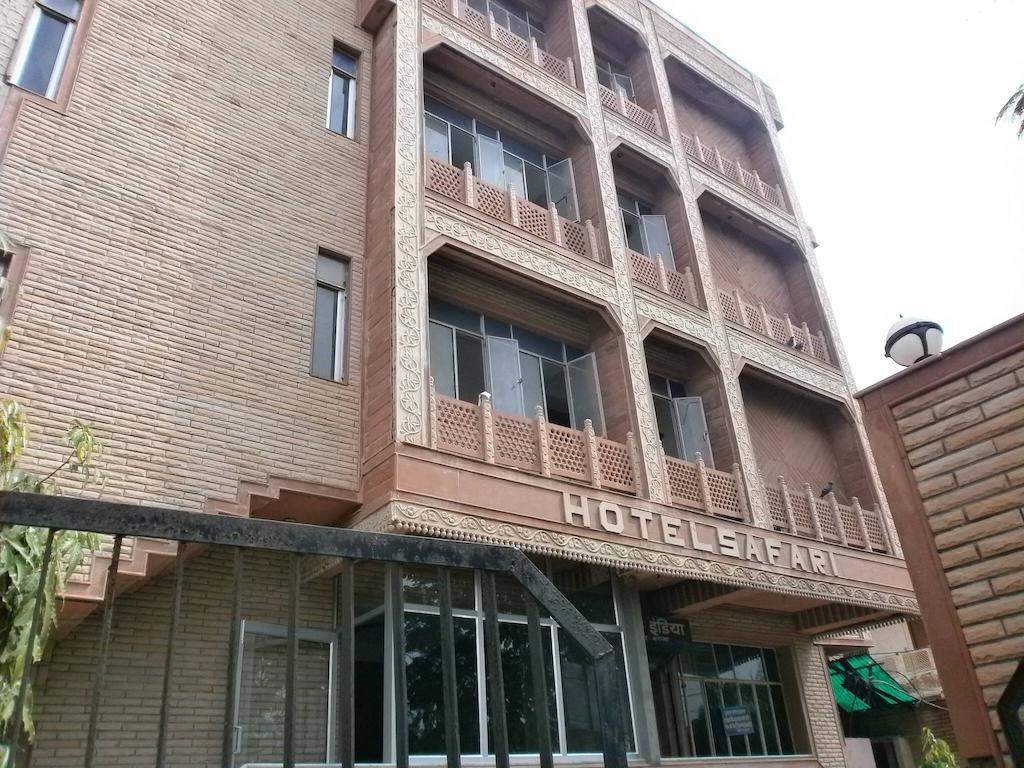 Hotel Safari Агра Экстерьер фото