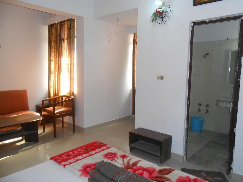 Hotel Safari Агра Экстерьер фото