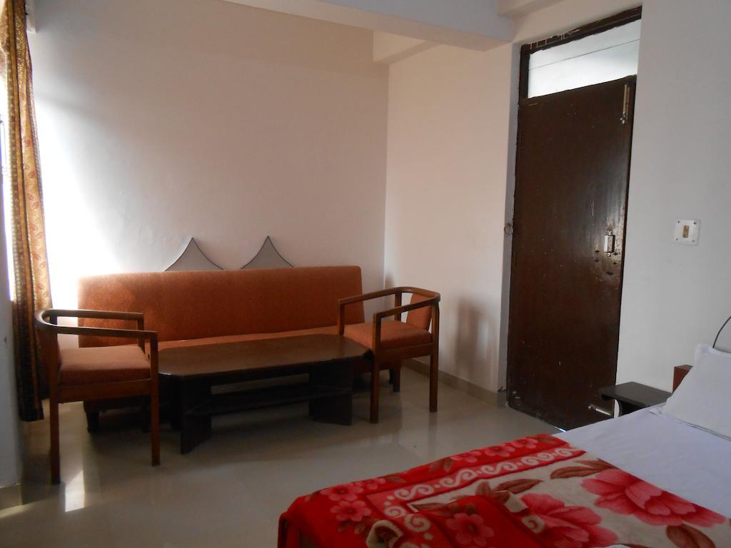 Hotel Safari Агра Экстерьер фото