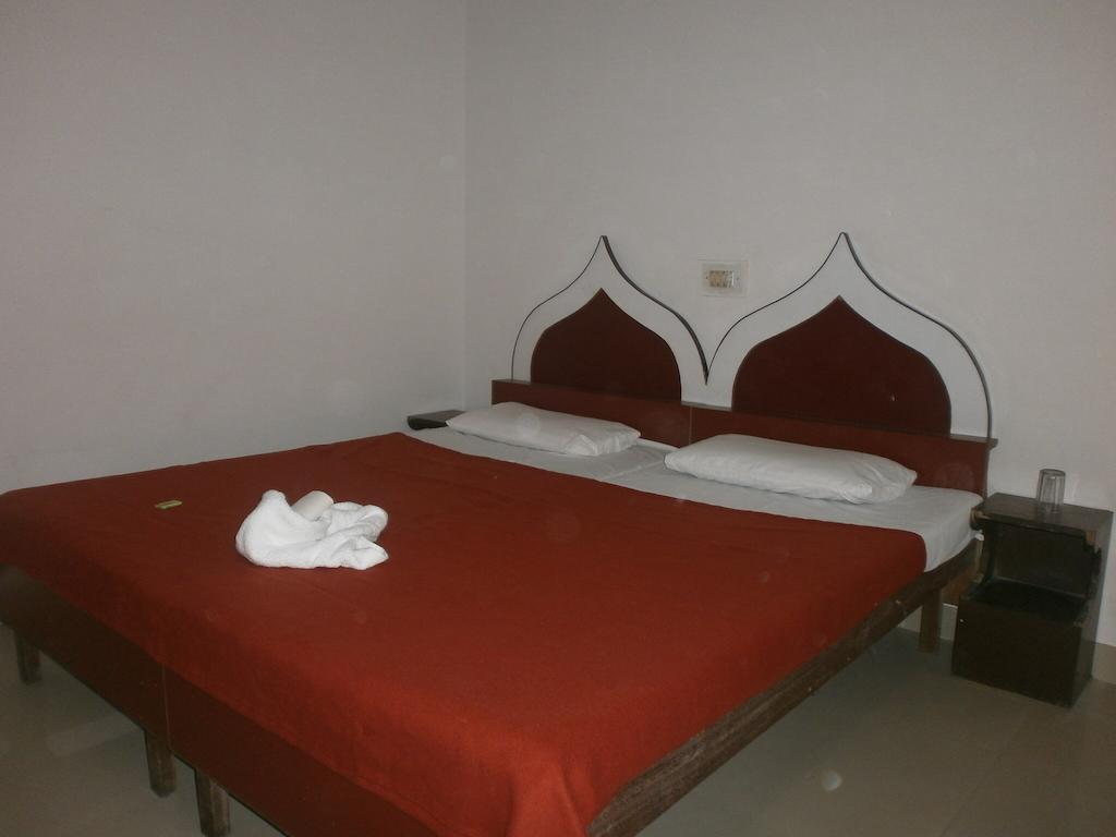Hotel Safari Агра Номер фото